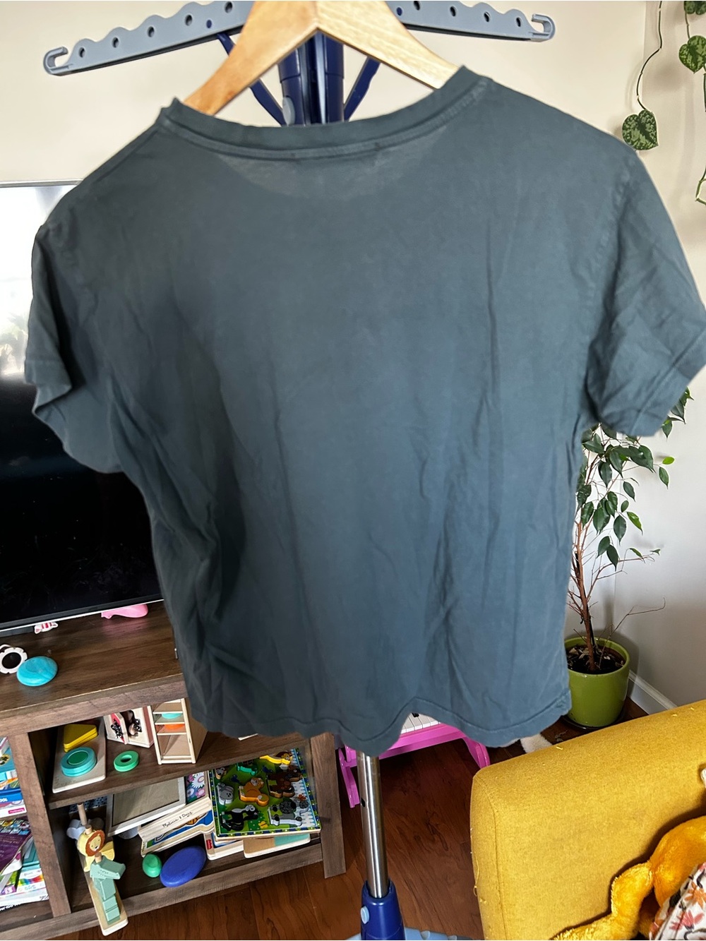 Daydreamer Fleetwood Mac Boxy Black Tee with Pink & Blue Graphic - Picture 5 of 5